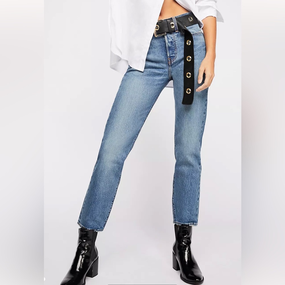 NWT Levi’s Premium Wedgie high rise tapered leg jeans